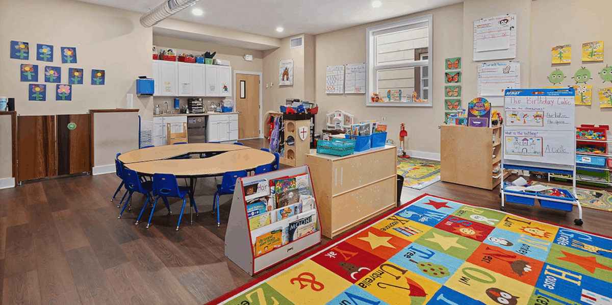 Croton-on-Hudson, Harmon classroom